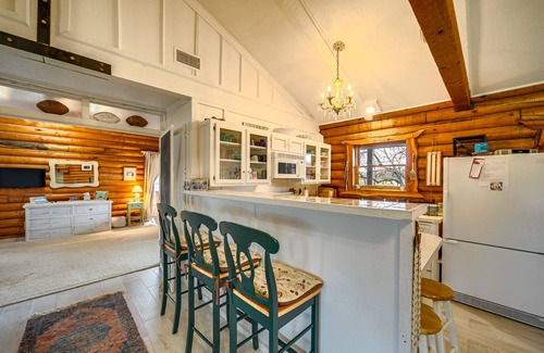 Horseshoe Bay Cabin | Lakefront Horseshoe Bay Home w/Boat Dock