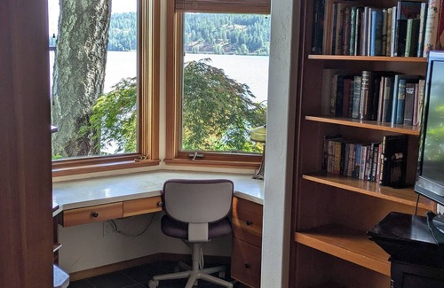 Sandpoint House | Lakefront House -Sandpoint