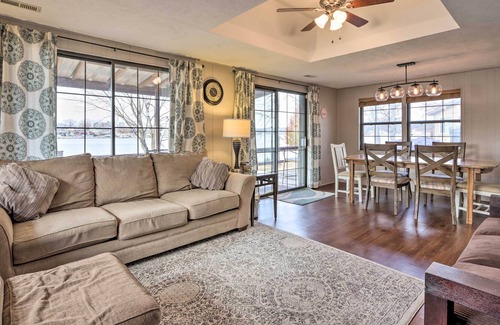 Climax Springs House | Lakefront House w/ Fire Pit, Dock & Kayak!
