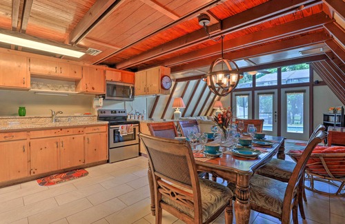 Haines City House | Lakefront House with Kayaks + Fishing Poles!
