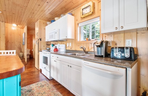 Bridgton House | Lakefront House with Private Sandy Beach