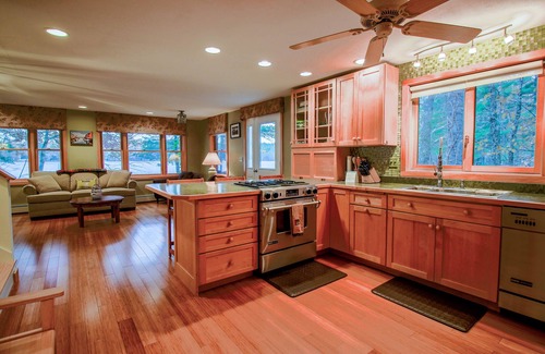West Poland House | Lakefront kid-friendly home with dock & swing in great location - dog-friendly