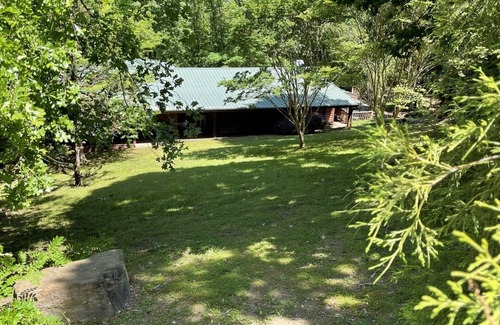 Heber Springs House | Lakefront “Lakehouse Lounge” - Heber Springs/Greers Ferry/Quitman