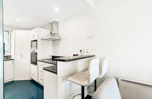 Queenstown Apartment | LAKEFRONT LIVING AT REMARKABLES - WEST