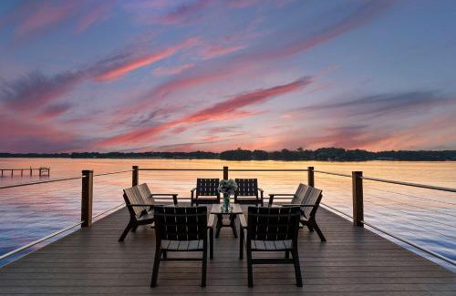 Mount Mourne House | Lakefront Living w/Optional Boat Rental