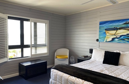 Taupo Hotel | Lakefront Lodge Taupo