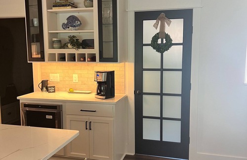 Seneca House | Lakefront luxury on Lake Keowee.