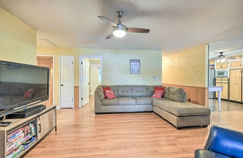 Macon House | Lakefront Macon Getaway: Grill, Pet Friendly!