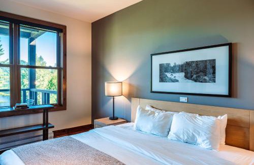 Lac Superieur Village House | Lakefront & Mountain View - 1 Bedroom Resort Suite