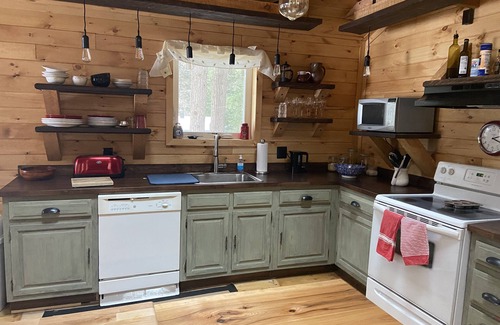 Lake Luzerne-Hadley House | Lakefront Nest - 10 mi from Lake George
