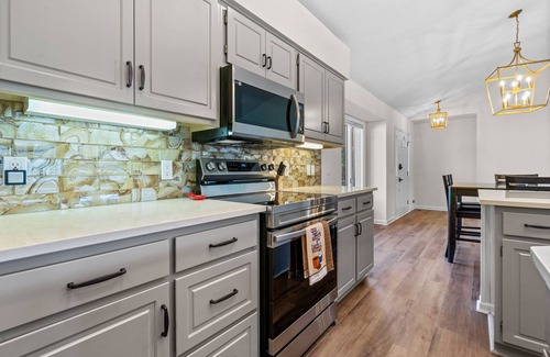 Hot Springs Village House | Lakefront Oasis! Golf Nearby - Private Dock - Dogs