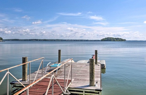 Gilbert House | Lakefront Oasis with Deck & Outdoor Kitchen!