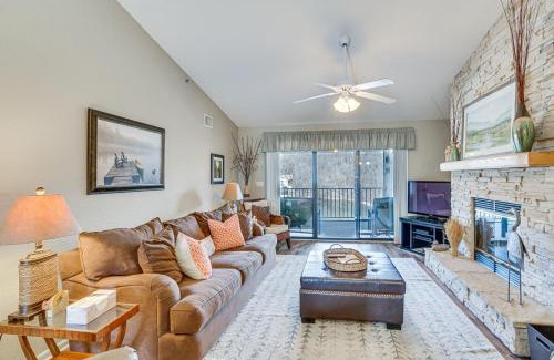 Osage Beach Apartment | Lakefront Osage Beach Abode with Grill and Pool Access