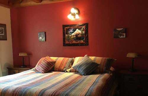 Bear Creek Cottage | Lakefront Paradise Out Your Back Door - Perfect for extended families or groups