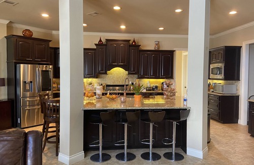 Lake Houston House | Lakefront Property -Small Gatherings