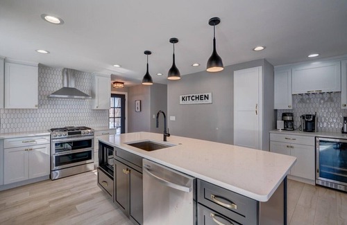 Neenah House | Lakefront Retreat on Little Lake Butte Des Morts!
