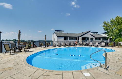 Osage Beach Apartment | Lakefront Retreat with Community Pool in Osage Beach