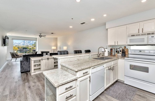 Scottsdale Ranch Condo | Lakefront Scottsdale Penthouse