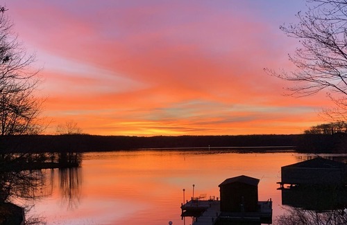 Livingston House | Lakefront, secluded, w/ private dock, perfect retreat!