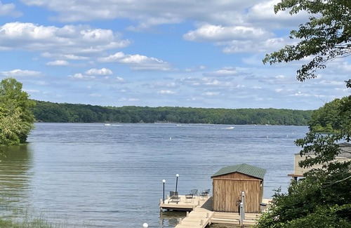 Livingston House | Lakefront, secluded, w/ private dock, perfect retreat!