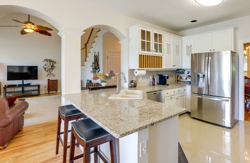 Killearn Lakes House | Lakefront Tallahassee Vacation Home w/ Gas Grill!