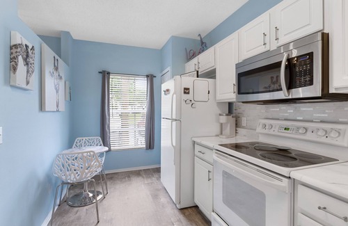 Sabal Harbour House | ⚓Lakefront townhome w/backyard paradise and amazing community amenities!⚓🐕🌅