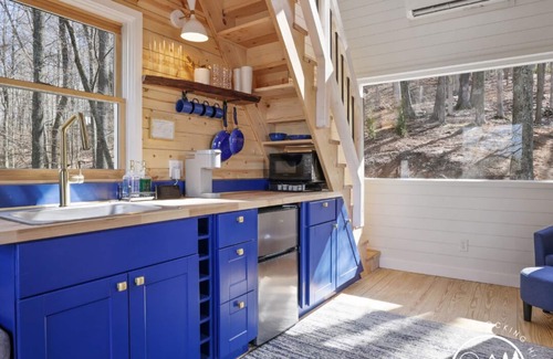 Logan House | Lakefront Treehouse Oasis in Hocking Hills