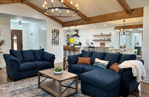 Anderson House | Lakefront, Views, Private Dock, Boat Rental, Bunks, Near Clemson, Kayaks!