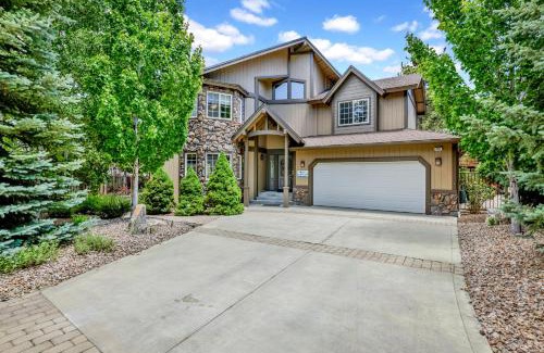 Big Bear Lake House | Lakefront village castle #2312