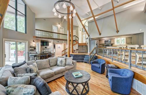 Sherrills Ford House | Lakefront w Private Dock Hot Tub Pontoon Rental Butler Bliss by AvantStay