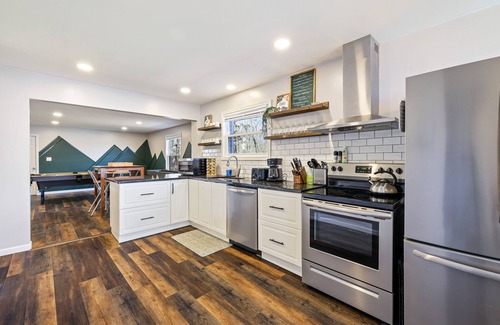 Pocono Summit House | Lakefront with boat dock, Game room, kayak and fishing, close to Kalahari