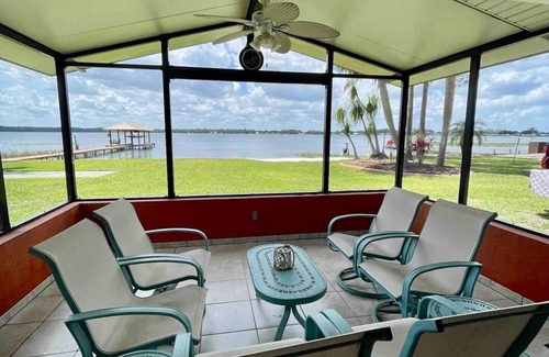 Highland House | Lakehouse on Lake Francis with Huge Game Room next to Boat Ramp