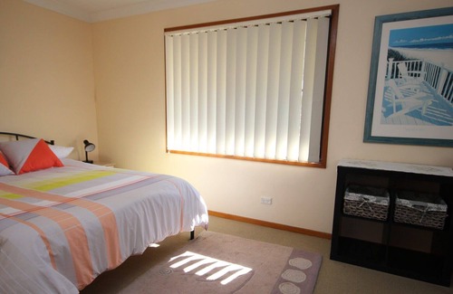 Lake Cathie House | Lakehouse on Oxley - lake, ocean, playground across road