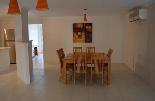 Lakelands House | Lakeland's Get Away Home