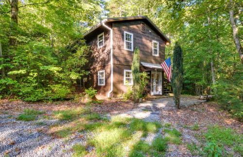 Lakemont House | Lakemont Vacation Rental with Screened-In Porch!