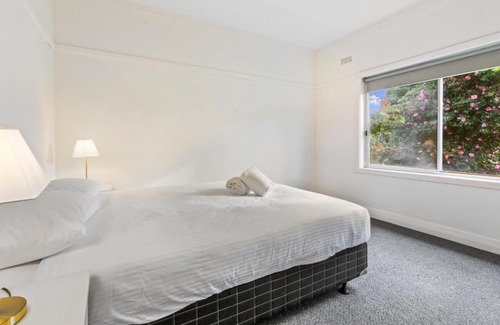 Lakes Entrance House | Lakes Intown