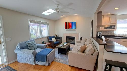 Union Pier House | Lakeshore Hideaway