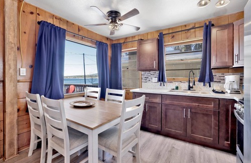 Big Bear Lake Hotel | Lakeside #109