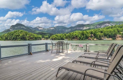 Lake Lure Cottage | Lakeside 4BR~Mountain Views | Firepit | Game Room