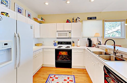 Litchfield by the Sea Condo | Lakeside 58A- Lakefront, Pool, Clubhouse and Tennis Courts, Walking Paths