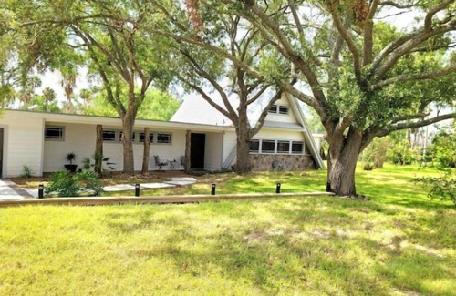 Los Fresnos House | Lakeside A-Frame w/Deck for Fishing-Short Drive to South Padre Island, Space X.