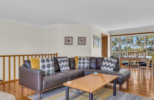 Merimbula Apartment | Lakeside Apartment