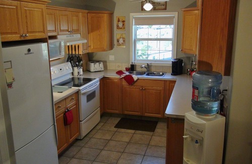 Okanagan-Similkameen Condo | Lakeside corner penthouse 2 bedroom 2 bathroom Sleeps up to 6 & has an elevator.