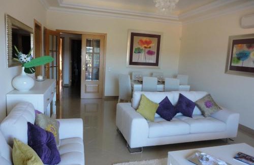 Almancil Resort | Lakeside Country Club - Apartamentos Turísticos