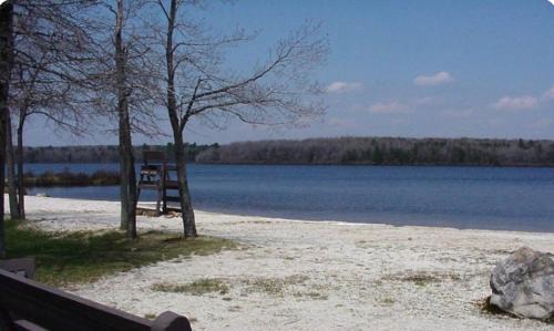 Pocono Summit House | Lakeside Escape At Stillwaterhot Tub, Fire Pit!