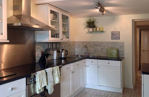 Torpoint Cottage | Lakeside