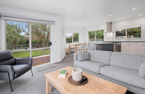 Wharewaka House | Lakeside Haven - Taupo Holiday Home
