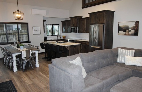 Rathdrum House | Lakeside Hideaway - game room, office, w/optional dock rental