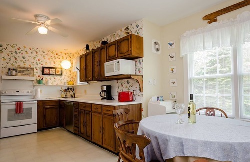 Lakeside House | LAKESIDE HOME CLOSE TO PRIVATE ASSOCIATION BEACH!