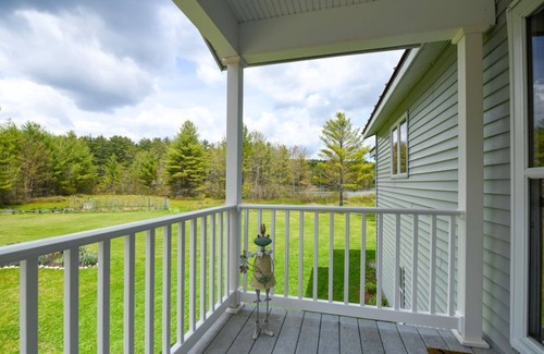 Oxford House | Lakeside Home with 450 feet of Private waterfront on Thompson Lake